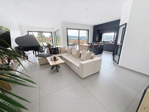 别墅  Saint-Chamond, Loire