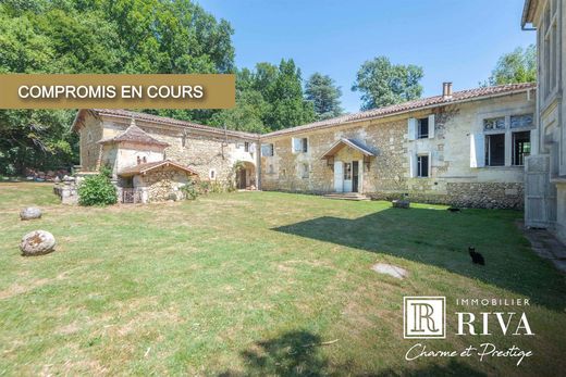 Κάστρο σε Cambes, Gironde