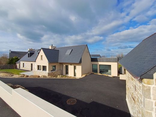 Luxury home in Plougasnou, Finistère