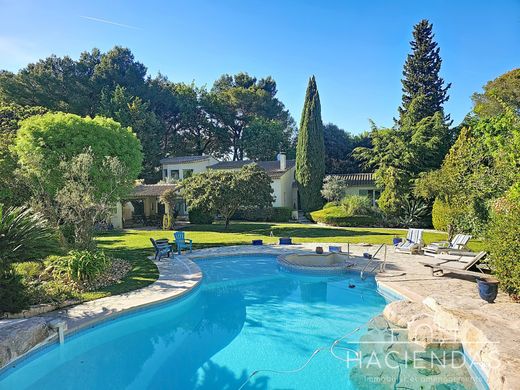 Luxury home in Ventabren, Bouches-du-Rhône