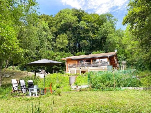 Luxe woning in Mieussy, Haute-Savoie