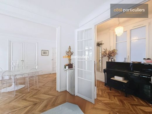 Apartament w La Muette, Auteuil, Porte Dauphine, Paris