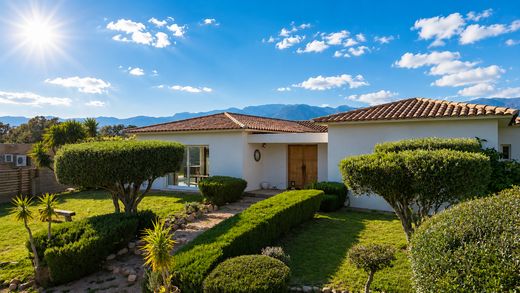Casa de lujo en Porto-Vecchio, Córcega del Sur