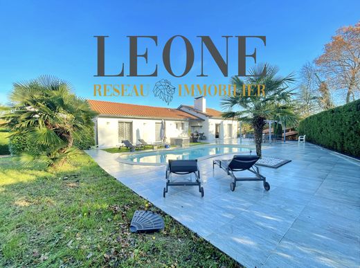 Luxe woning in Grézieu-la-Varenne, Rhône