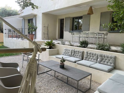 빌라 / Carpentras, Vaucluse