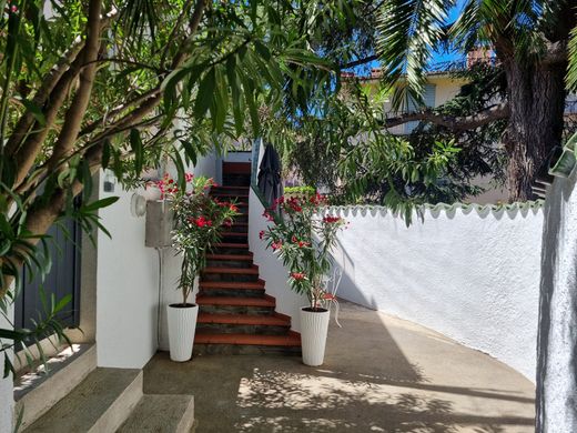 Πολυτελή κατοικία σε Collioure, Pyrénées-Orientales