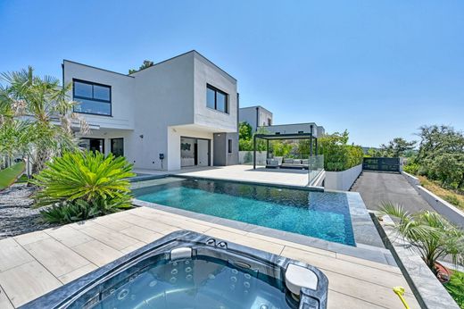 Villa in Saint-Gély-du-Fesc, Hérault