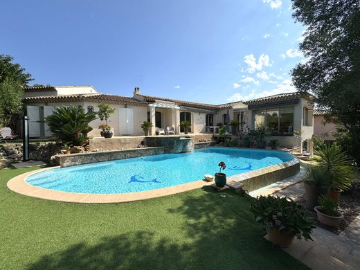 Willa w Saint-Aygulf, Var