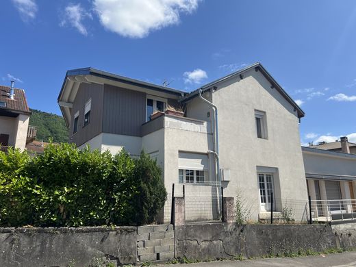 Luxe woning in Saint-Cergues, Haute-Savoie
