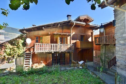 ‏בתי יוקרה ב  קורשבל, Savoy