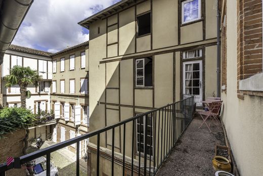 Apartment / Etagenwohnung in Toulouse, Haute-Garonne