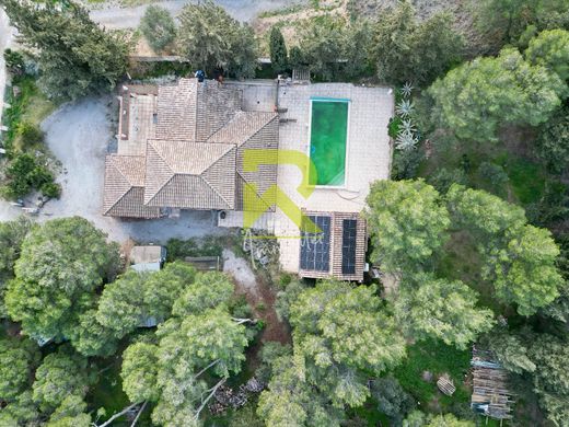 Вилла, Lézignan-Corbières, Aude