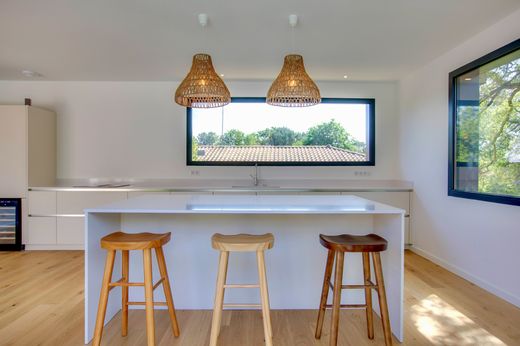 Luxury home in Capbreton, Landes