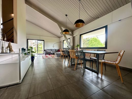 Luxus-Haus in Royat, Puy-de-Dôme