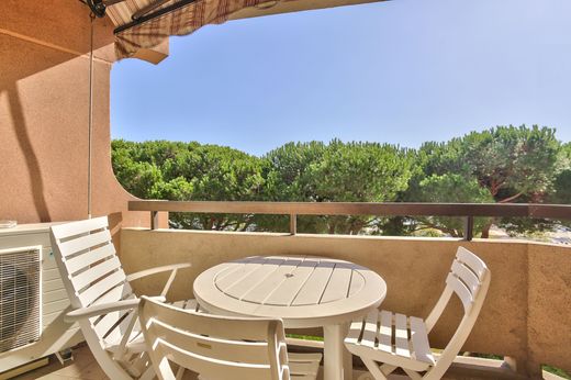 Apartment in La Napoule, Alpes-Maritimes