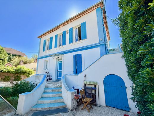 Luxury home in Cavalaire-sur-Mer, Var