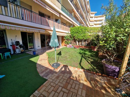 Piso / Apartamento en Roquebrune-Cap-Martin, Alpes Marítimos