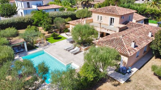 Вилла, Roquebrune-sur-Argens, Var