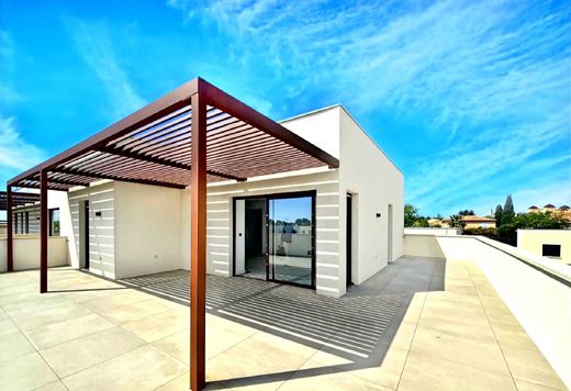 Apartament w Castries, Hérault