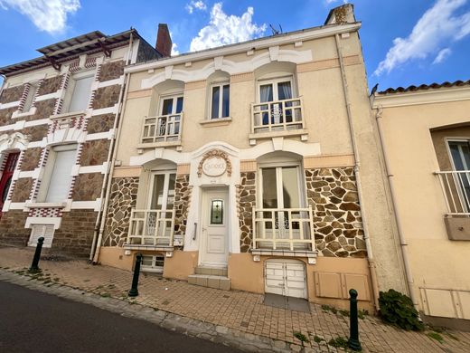 Les Sables-d'Olonne, Vendéeの高級住宅