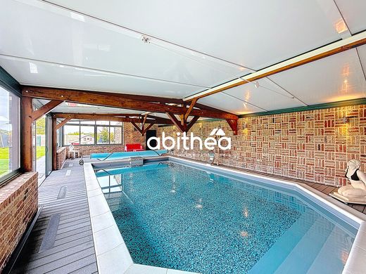 Luxus-Haus in Carvin, Pas-de-Calais