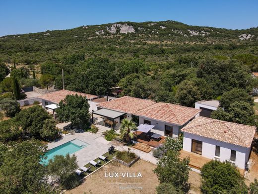 Villa a Saint-Gély-du-Fesc, Hérault