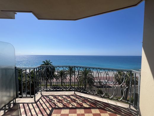 ﺷﻘﺔ ﻓﻲ نيس, Alpes-Maritimes