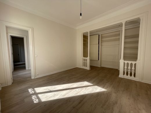 Apartment in Montorgueil, Sentier, Vivienne-Gaillon, Paris