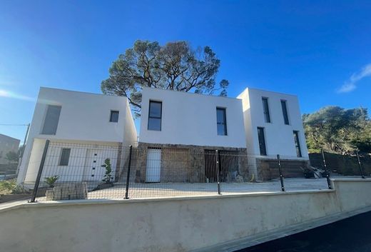 Luxus-Haus in Cavalaire-sur-Mer, Var