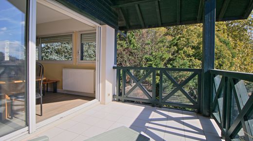 Apartment / Etagenwohnung in Bayonne, Pyrénées-Atlantiques