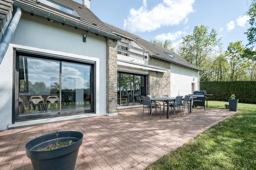 Luxe woning in Germigny-l'Evêque, Seine-et-Marne