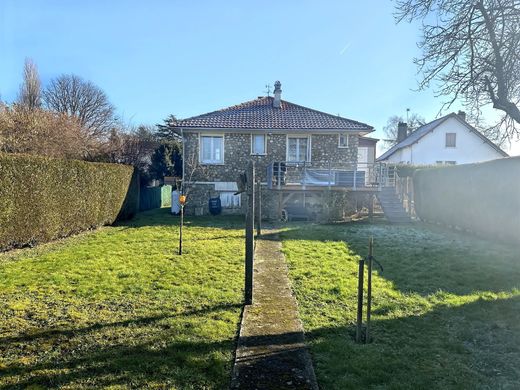 Casa de lujo en Toussus-le-Noble, Yvelines