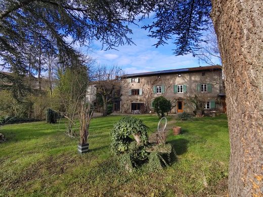 Casa di lusso a Civrieux-d'Azergues, Rhône