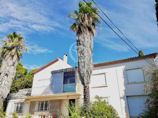 Luxe woning in Ouveillan, Aude