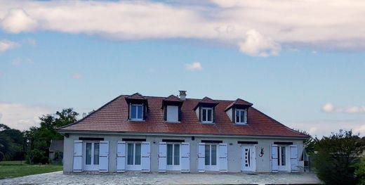 Πολυτελή κατοικία σε Canéjan, Gironde