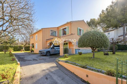 Luxe woning in La Garde, Var