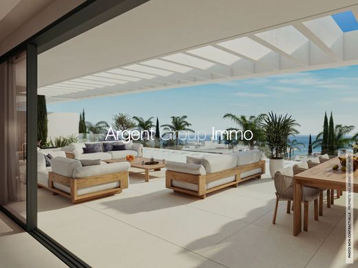 Apartment in Le Lavandou, Var
