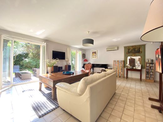 Lüks ev Chennevières-sur-Marne, Val-de-Marne