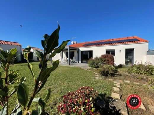 Casa di lusso a Les Sables-d'Olonne, Vandea