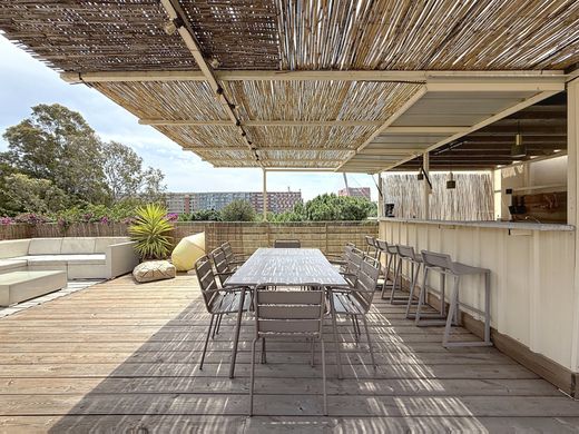 Luxus-Haus in Perpignan, Pyrénées-Orientales