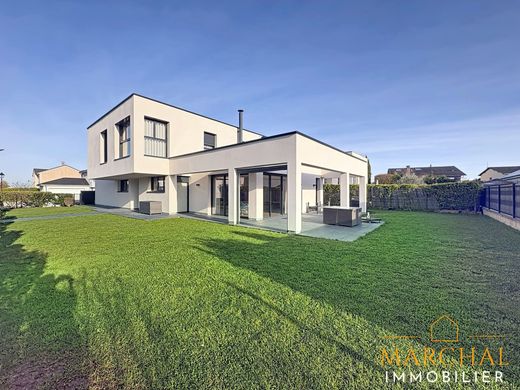 Luxury home in La Maxe, Moselle