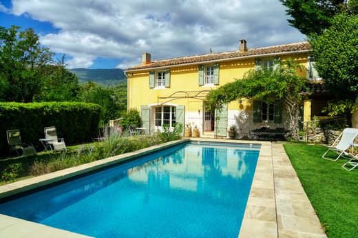 Luxus-Haus in Cabrières-d'Aigues, Vaucluse