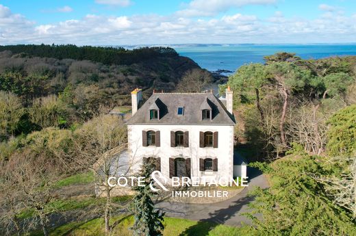 Luxus-Haus in Pléneuf-Val-André, Côtes-d'Armor