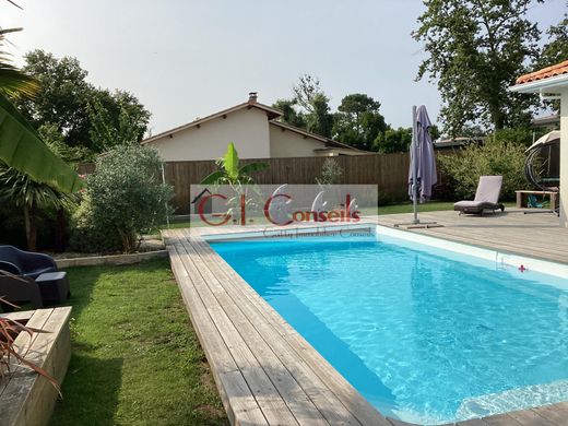 Luxe woning in Andernos-les-Bains, Gironde