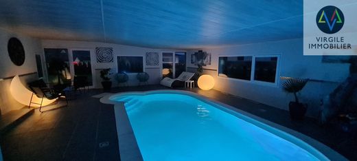 Luxe woning in Touillon-et-Loutelet, Doubs