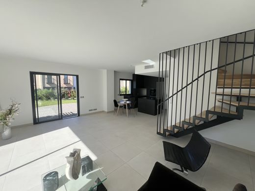 Casa di lusso a Aix-en-Provence, Bocche del Rodano