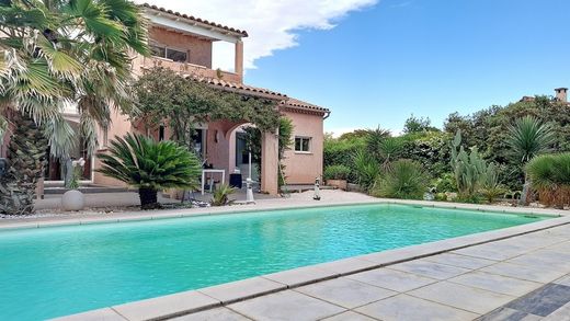 Luxury home in Nages-et-Solorgues, Gard