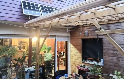 Apartment / Etagenwohnung in Lacanau-Océan, Gironde