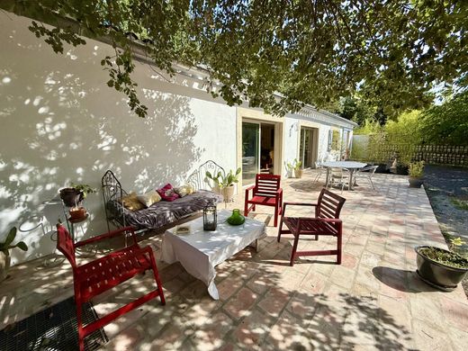 Элитный дом, Sauteyrargues, Hérault