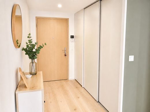 Квартира, La Muette, Auteuil, Porte Dauphine, Paris